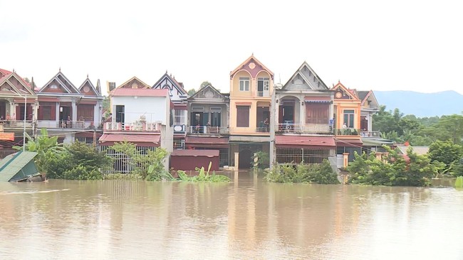 Mực nước các sông lên cao, Thanh Hóa kiểm tra, rà soát các điểm xung yếu về đê điều - Ảnh 1.